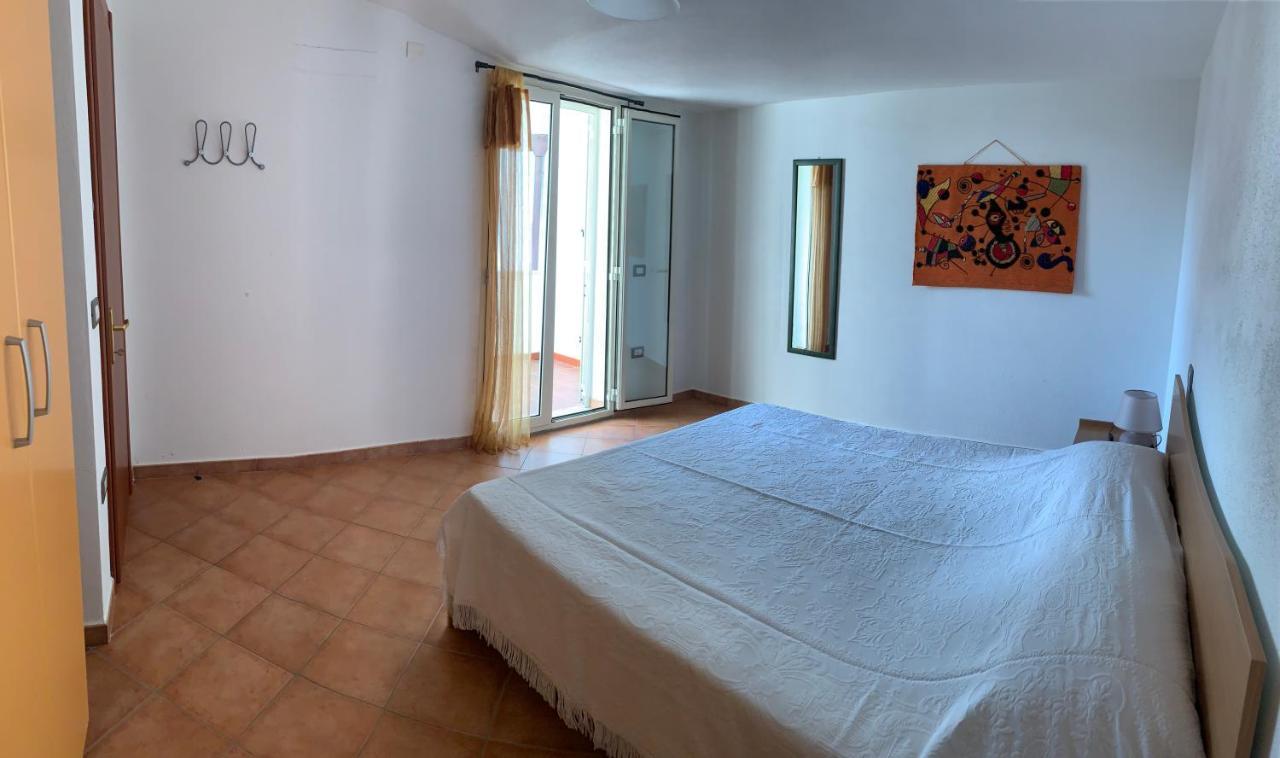 Delfino Appartement Cala Gonone Buitenkant foto